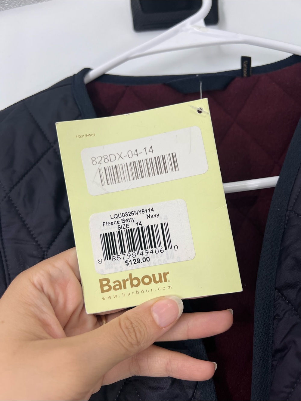 Barbour Betty Preppy Quilted Navy Diamond-Quilt Vest with Maroon Lining 10 NWT - Picture 4 of 7